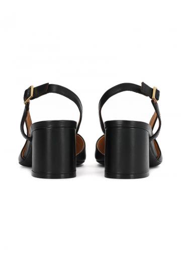 Туфли с ремешком