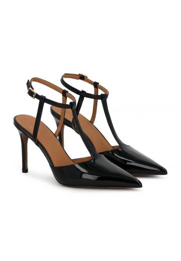 Туфли на высоком каблуке