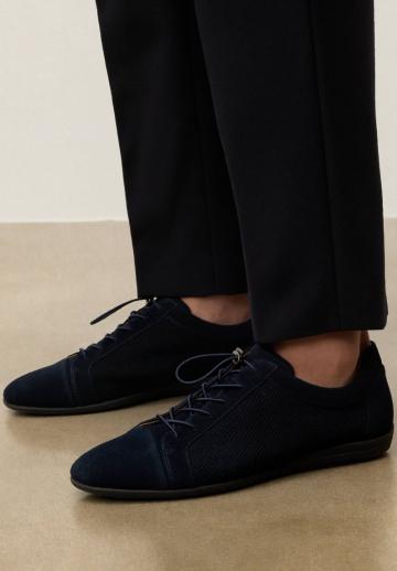 Ботинки на шнуровке