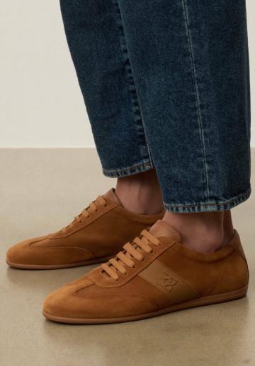 Ботинки на шнуровке