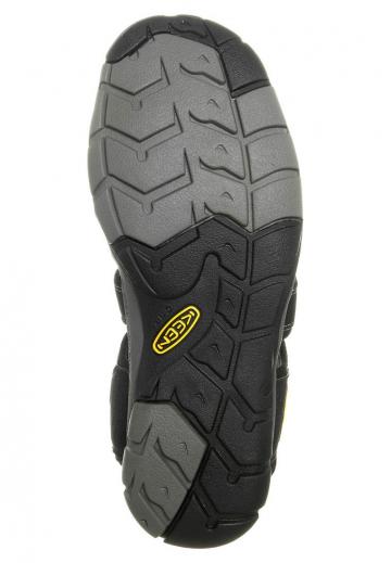 Спортивные сандалии