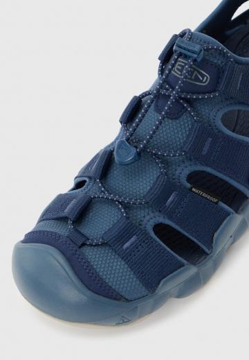 Спортивные сандалии