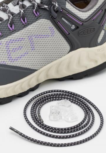 Походные ботинки