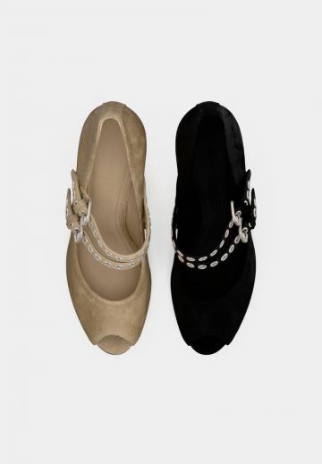 Туфли с открытым носом