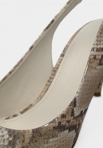 Туфли с открытым носом