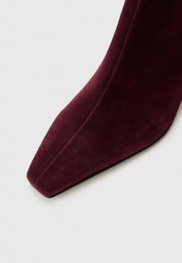 Сапожки на танкетке