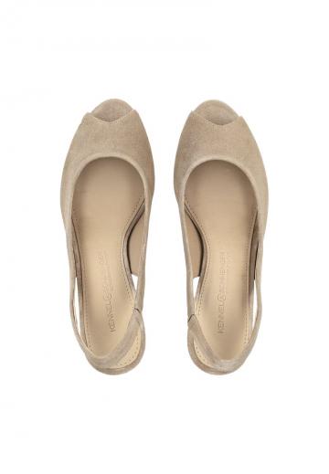 Туфли с открытым носом