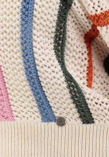 Пуловер в полоску