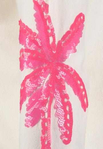 Пуловер с вырезом V