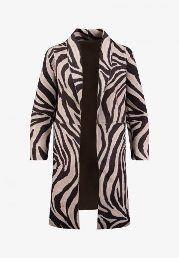 Короткое пальто