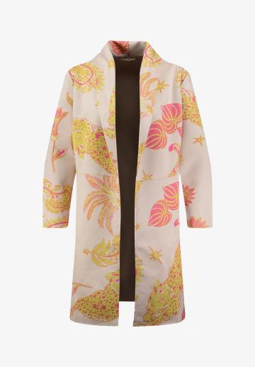 Короткое пальто