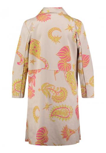 Короткое пальто