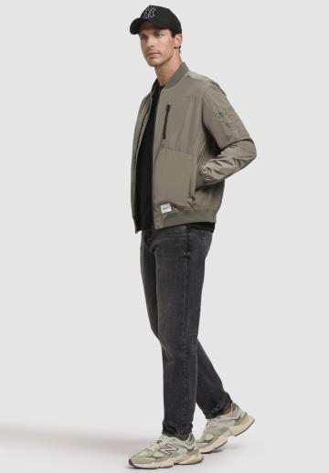 Куртка бомбер