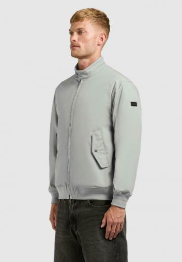 Куртка бомбер