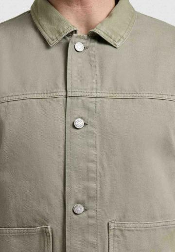 Джинсовая куртка