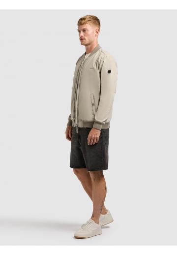 Куртка бомбер