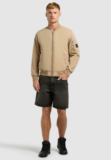 Куртка бомбер