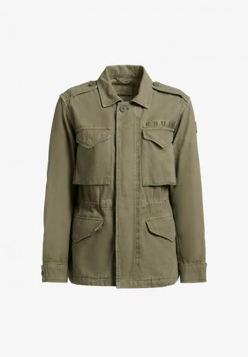 Куртка с накладнымит карманами