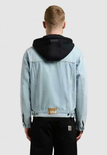 Джинсовая куртка