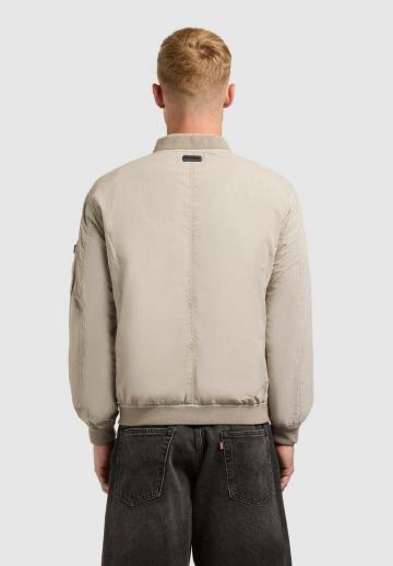 Куртка бомбер