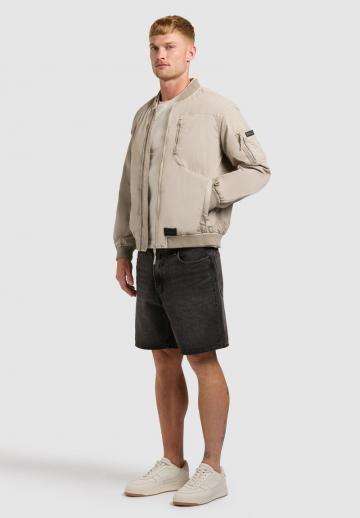 Куртка бомбер