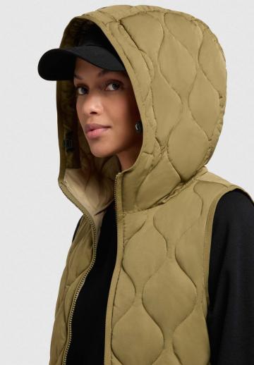 Стеганый жилет