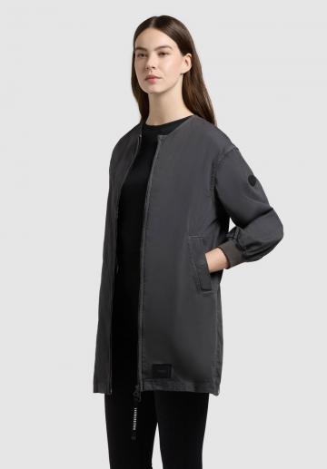 Короткое пальто