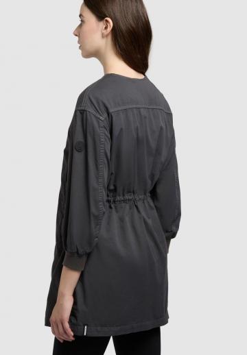 Короткое пальто