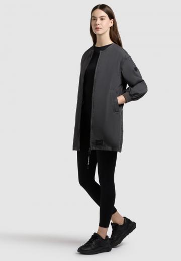 Короткое пальто