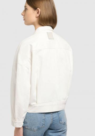 Куртка с накладнымит карманами