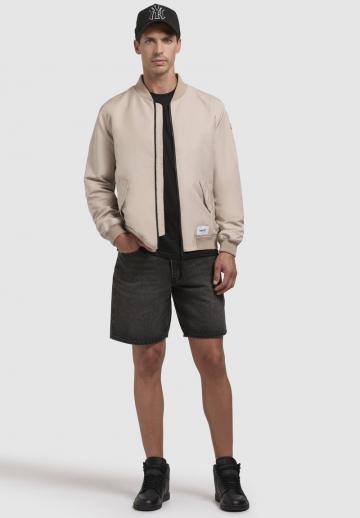 Куртка бомбер