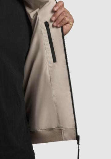 Куртка бомбер