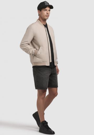 Куртка бомбер