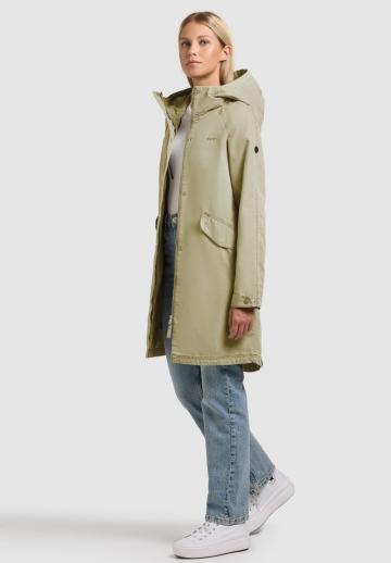 Короткое пальто