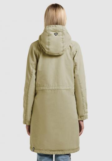 Короткое пальто