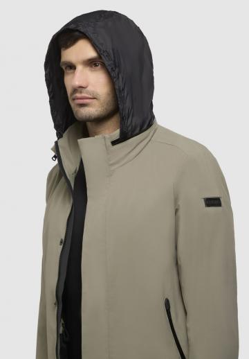 Короткое пальто