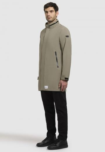 Короткое пальто