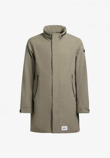 Короткое пальто