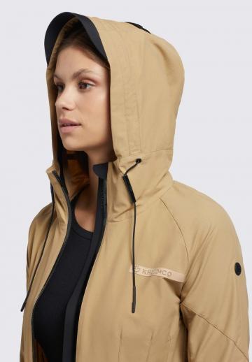 Короткое пальто