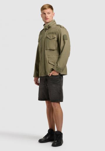 Джинсовая куртка