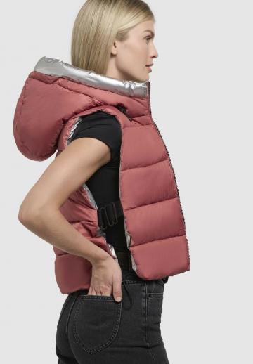 Стеганый жилет