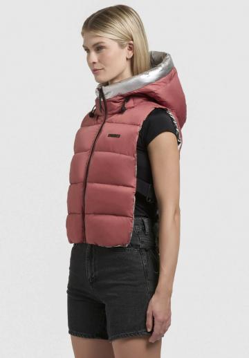 Стеганый жилет