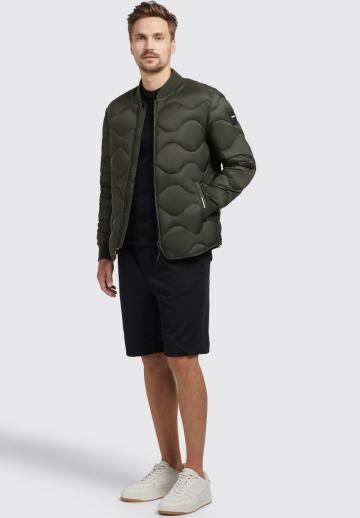 Зимняя куртка