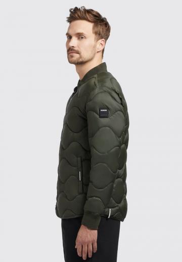 Зимняя куртка