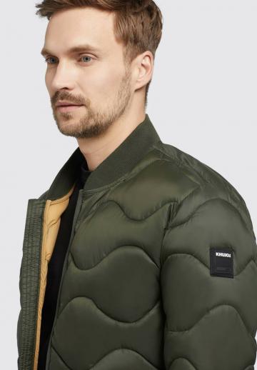 Зимняя куртка