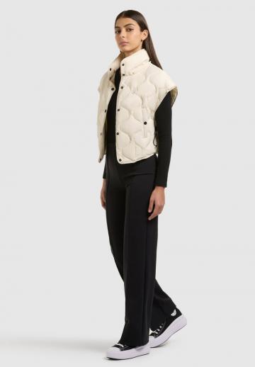 Стеганый жилет