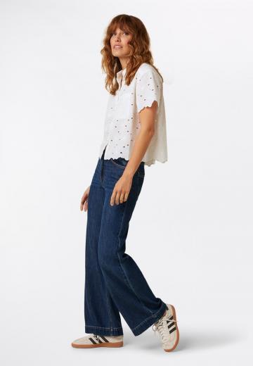 Кружевная блузка