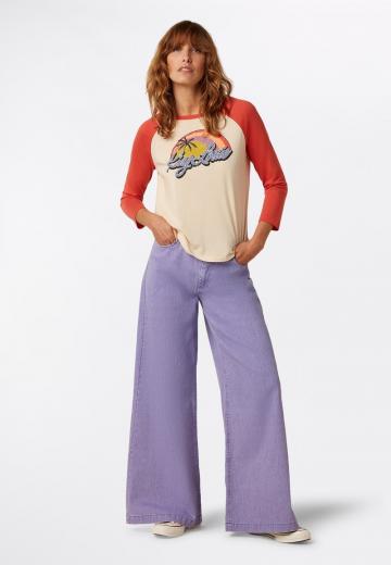 Клешеные джинсы