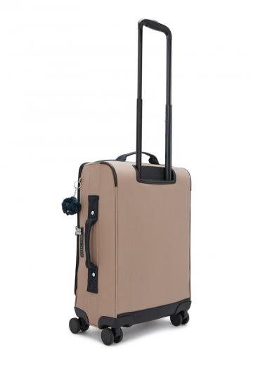 Чемодан на колесах