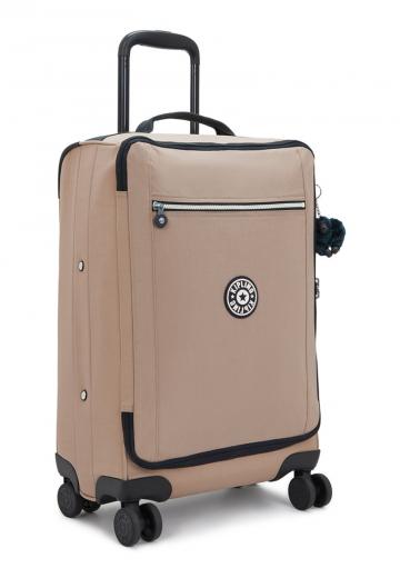 Чемодан на колесах